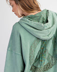 Mineral Wash Peace Pullover