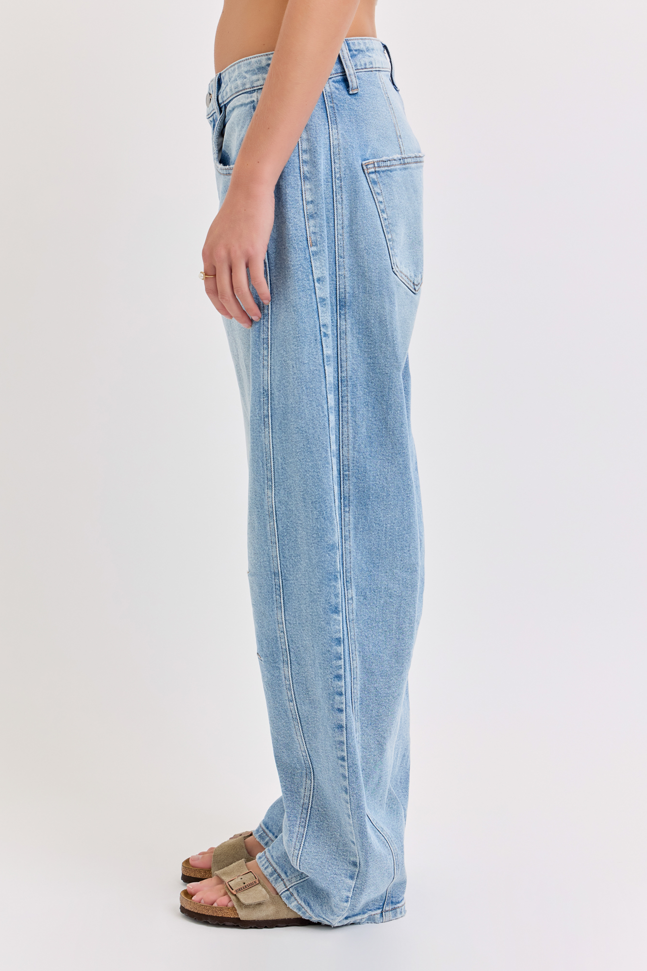 Mid Waisted Barrel Long Inseam