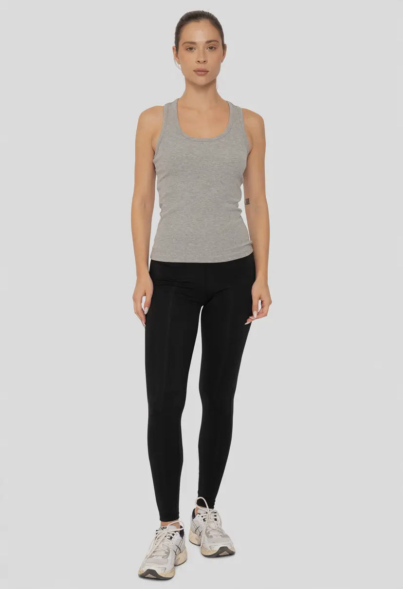 Essential Performance Leggings