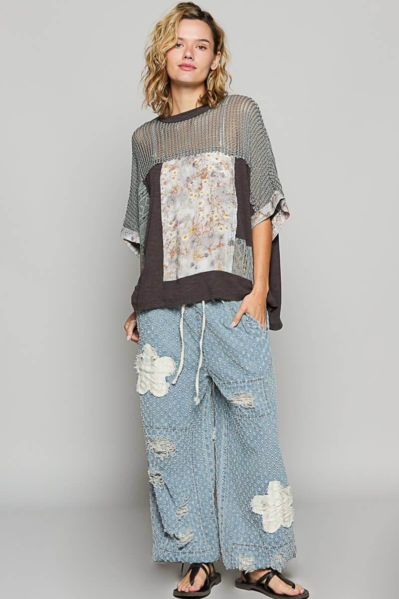 Round neck floral knit