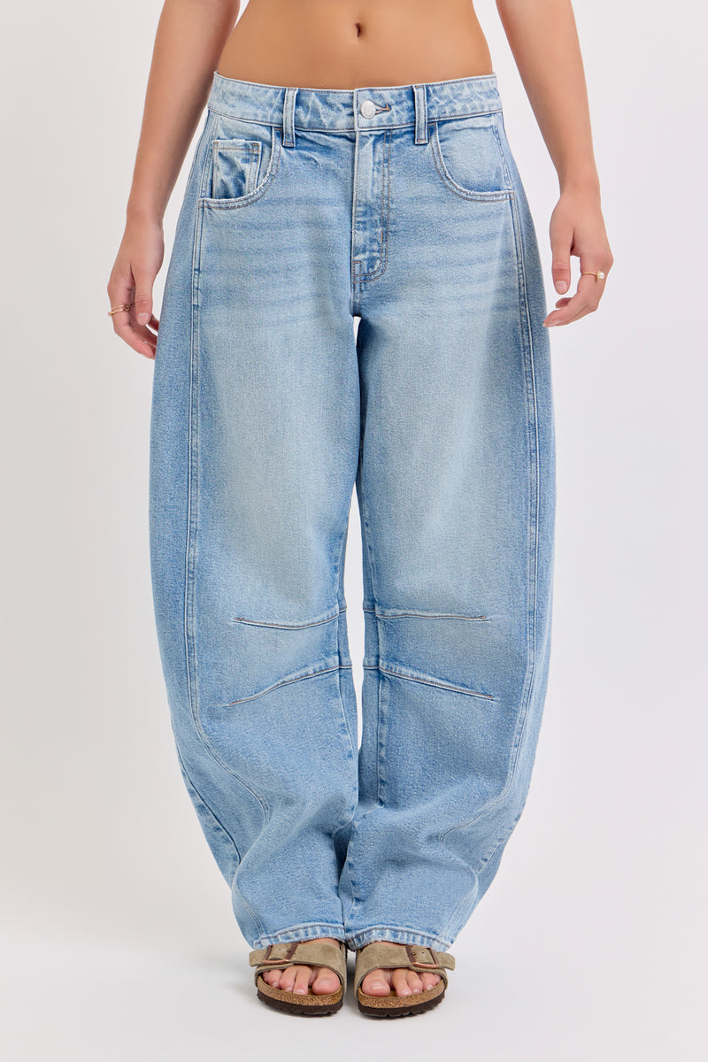 Mid Waisted Barrel Long Inseam