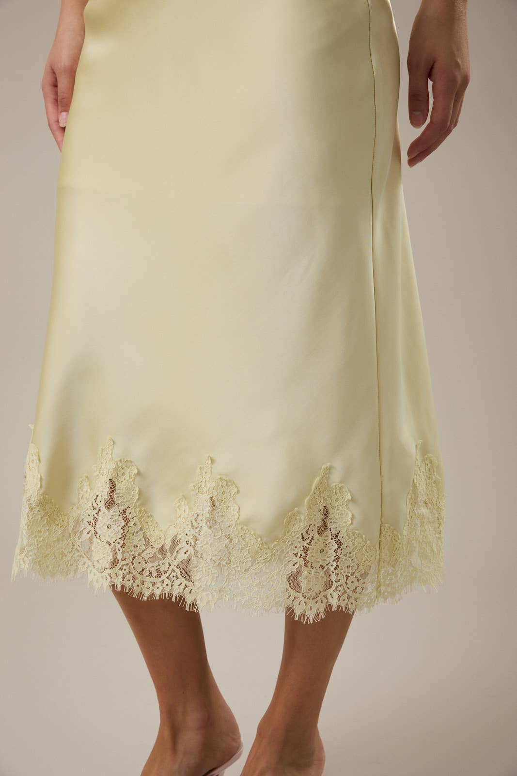 LACE TRIM BIAS CUT MIDI SKIRT
